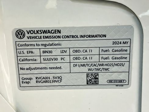 Used 2024 Volkswagen Taos S FWD image 20