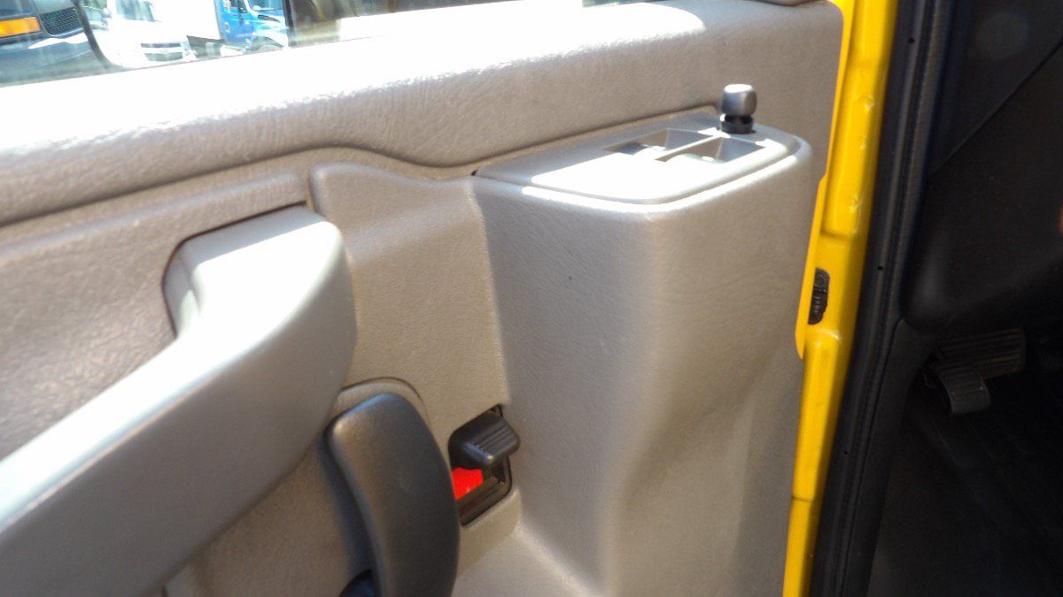 Used 2021 GMC Savana 3500 Extended w/ Power Convenience Package RWD image 12