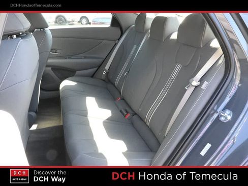 Used 2025 Hyundai Elantra Sport FWD image 19