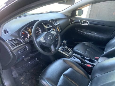 Used 2018 Nissan Sentra SR w/ Premium Package (P02) FWD image 27