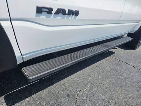 Used 2021 RAM 1500 Big Horn AWD/4WD image 13