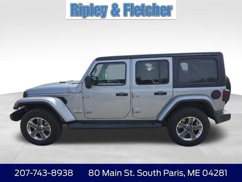 Used 2020 Jeep Wrangler Unlimited Sahara AWD/4WD image 7