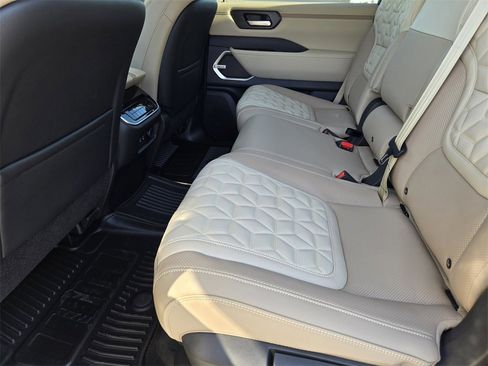 New 2026 Nissan Armada Platinum image 23