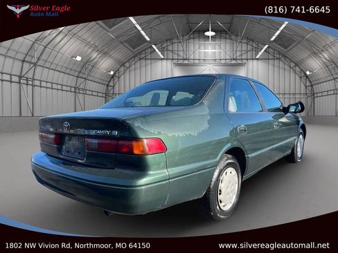 Used 1999 Toyota Camry LE image 3