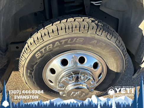 Used 2024 RAM 3500 Laramie image 9