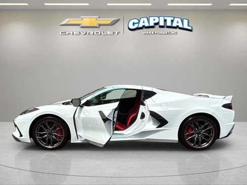 Used 2024 Chevrolet Corvette Stingray Coupe w/ Z51 Performance Package RWD image 3