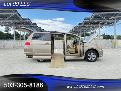 Used 2010 Honda Odyssey Touring image 26