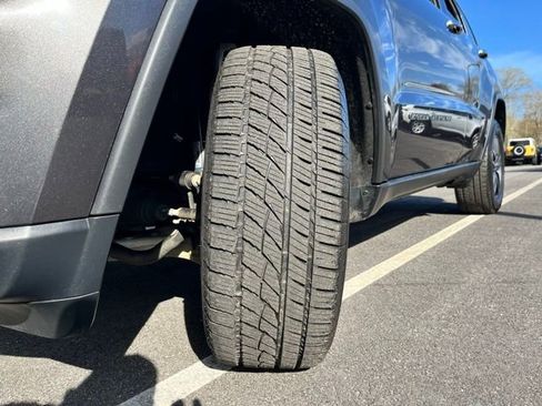 Used 2021 Jeep Grand Cherokee Limited w/ Sun & Sound Group AWD/4WD image 14