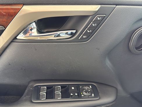 Used 2018 Lexus RX 350L image 21