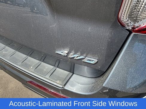 Used 2023 Ford Explorer XLT w/ Equipment Group 202A AWD/4WD image 19