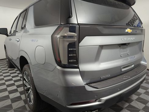 Used 2026 Chevrolet Tahoe High Country AWD/4WD image 2