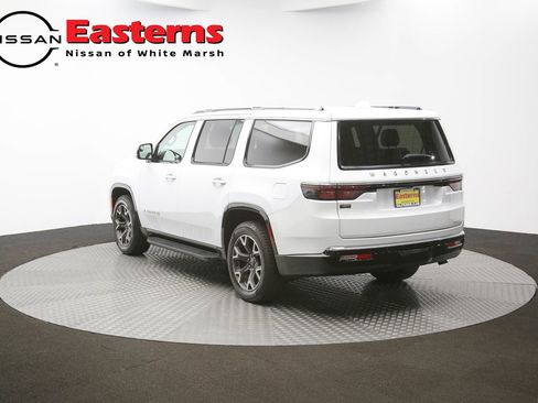 Used 2023 Jeep Wagoneer Series III w/ Preferred Equipment Group RWD image 63