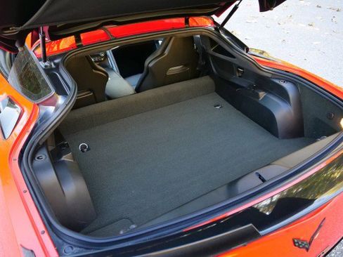 Used 2016 Chevrolet Corvette Z06 w/ 3LZ Preferred Equipment Group image 31