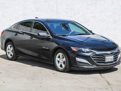 Used 2020 Chevrolet Malibu LS FWD image 3