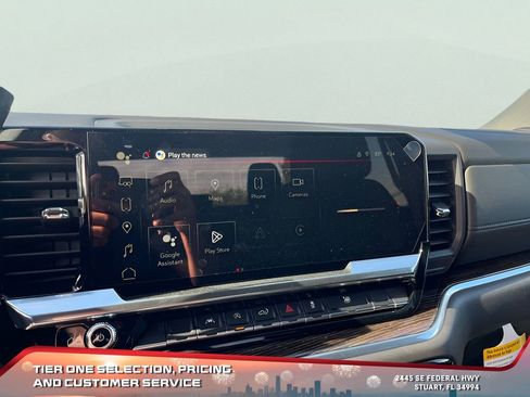 New 2025 GMC Sierra 1500 Elevation image 29