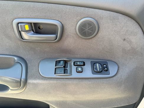 Used 2006 Toyota Tundra SR5 AWD/4WD image 12