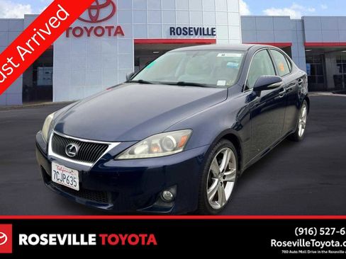 Used 2011 Lexus IS 250 w/ Premium Pkg Value Edition RWD image 1