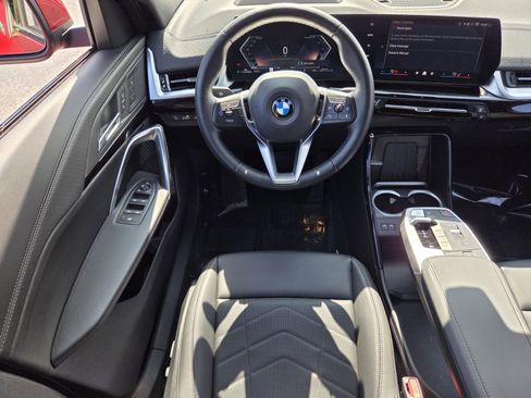 Certified 2025 BMW X2 xDrive28i image 12
