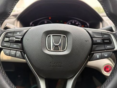 Used 2018 Honda Accord EX-L image 17