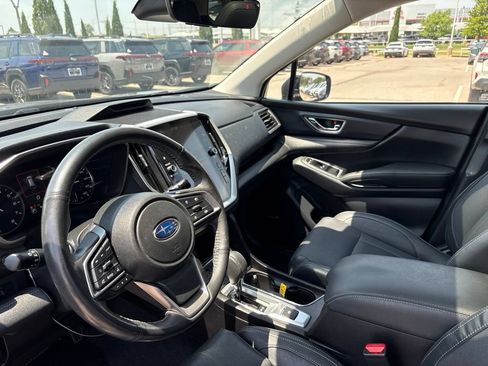 Used 2023 Subaru Ascent Limited w/ Technology Package AWD/4WD image 4