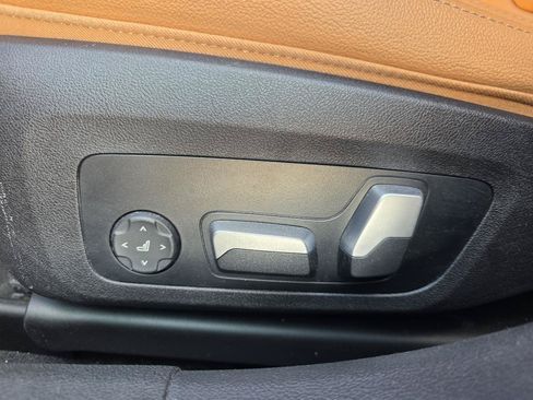 Used 2023 BMW 330i xDrive Sedan w/ M Sport Package AWD/4WD image 30