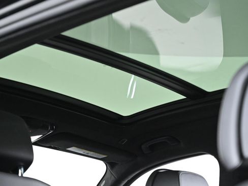 Used 2022 BMW X7 xDrive40i w/ M Sport Package image 36