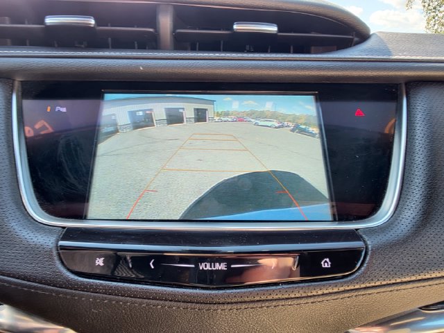 Used 2018 Cadillac XT5 AWD image 26