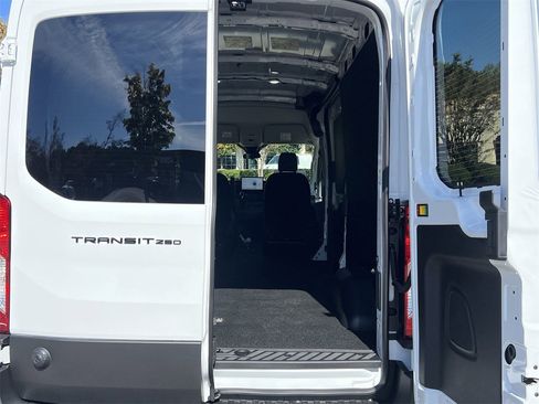 New 2026 Ford Transit 250 148 Medium Roof w/ Load Area Protection Package image 17