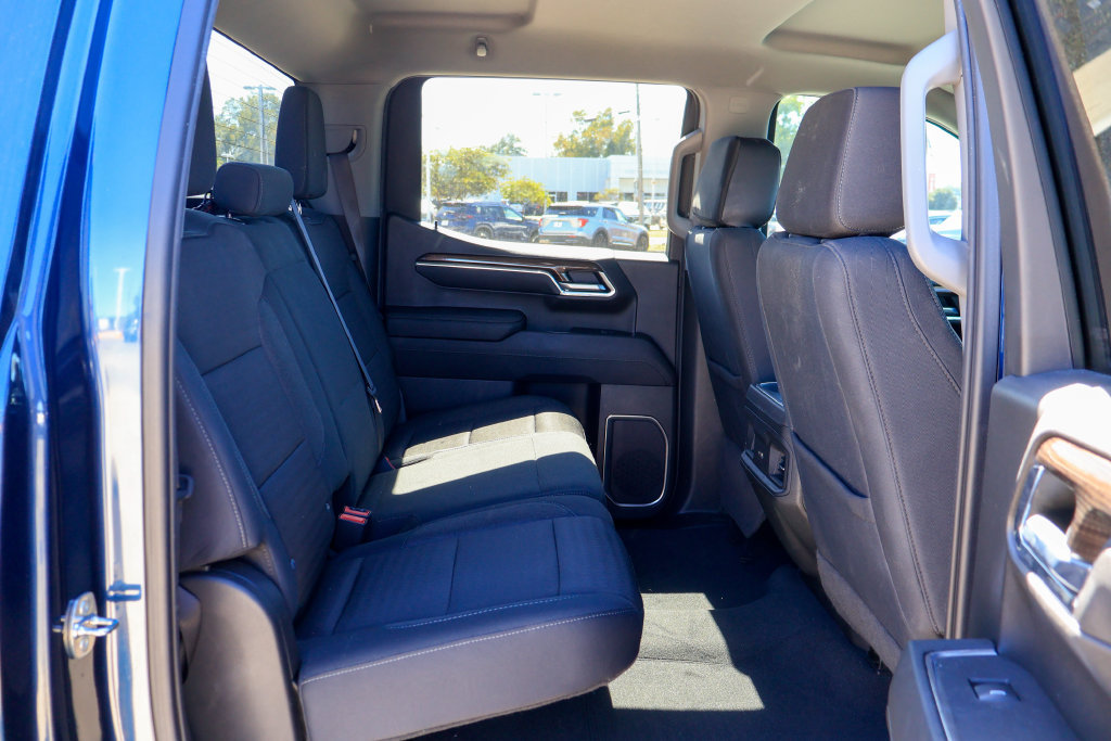 Used 2023 Chevrolet Silverado 1500 RST w/ LPO, Dark Essentials Package RWD image 10