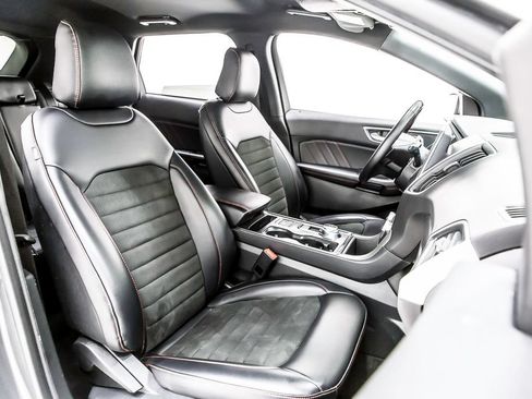 Used 2024 Ford Edge ST-Line AWD/4WD image 33
