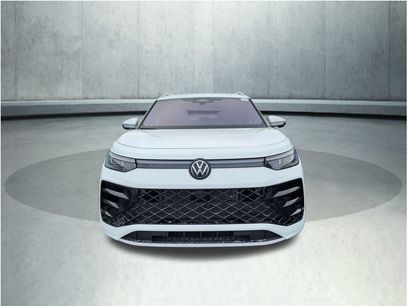 New 2026 Volkswagen Tiguan SEL R-Line