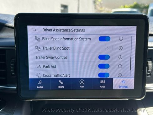 Used 2021 Ford Explorer XLT w/ Equipment Group 202A AWD/4WD image 61