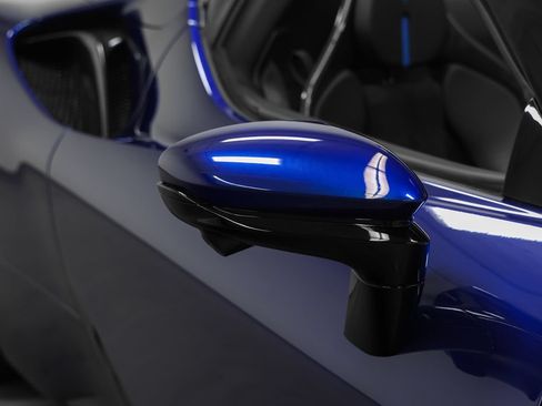 Certified 2022 Ferrari SF90 Spider AWD/4WD image 8