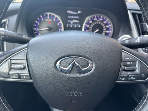 Used 2016 INFINITI Q50 Premium image 23