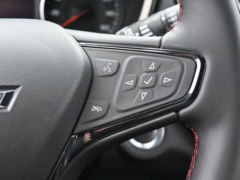 Used 2023 Chevrolet Equinox RS FWD image 19