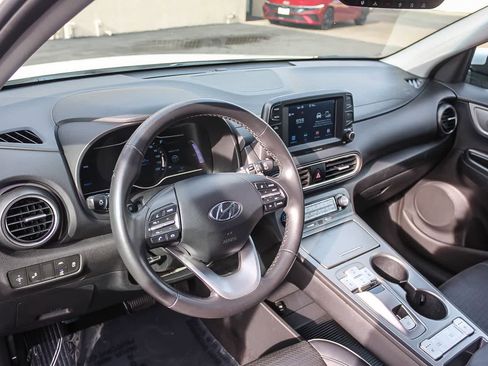 Used 2020 Hyundai Kona Limited FWD image 23
