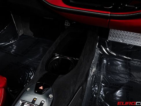 Used 2022 Ferrari SF90 Stradale AWD/4WD image 31