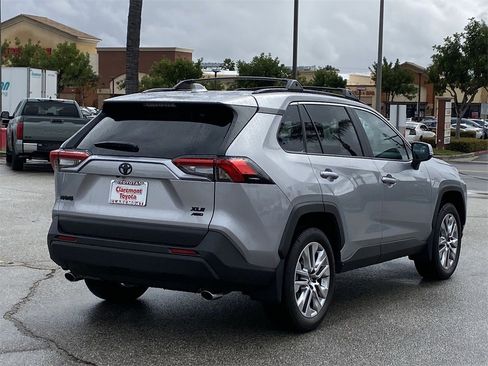 Certified 2025 Toyota RAV4 XLE Premium image 6