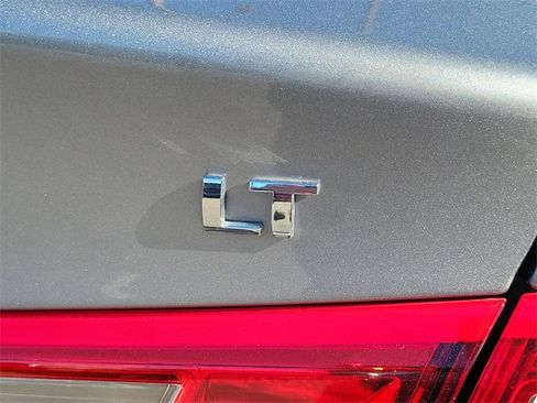 Used 2024 Chevrolet Malibu LT image 24