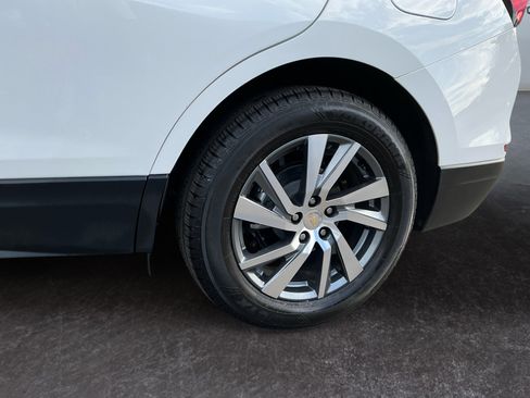 Used 2022 Chevrolet Equinox LT image 7