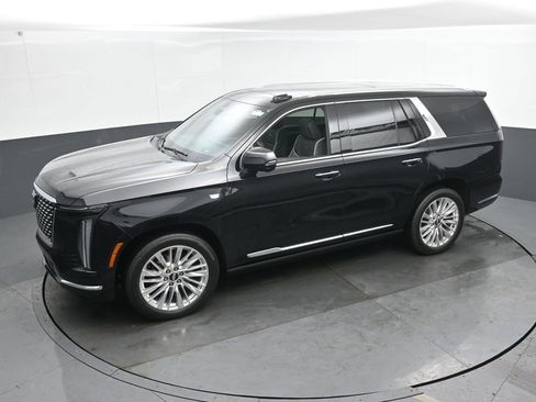 Used 2025 Cadillac Escalade Premium Luxury w/ Touring Package AWD/4WD image 46