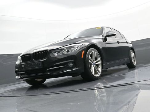 Used 2017 BMW 330i xDrive Sedan image 23