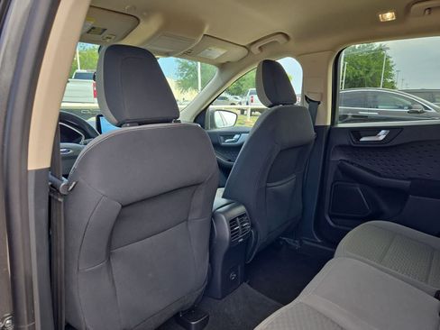Used 2020 Ford Escape SE FWD image 16