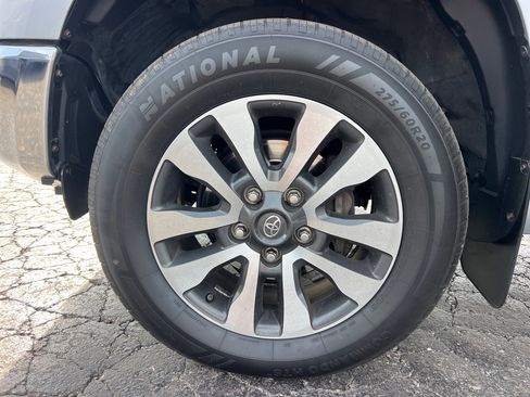 Used 2018 Toyota Tundra Limited w/ Limited Premium Package image 45