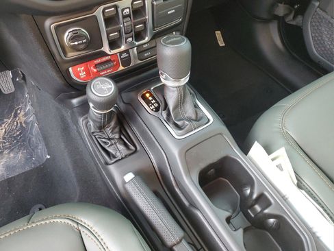 New 2026 Jeep Gladiator Mojave AWD/4WD image 30