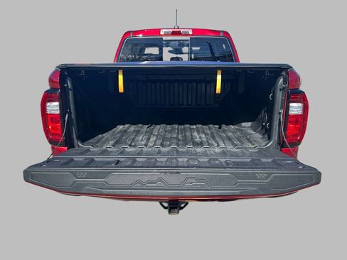 Used 2024 GMC Canyon AT4 image 13