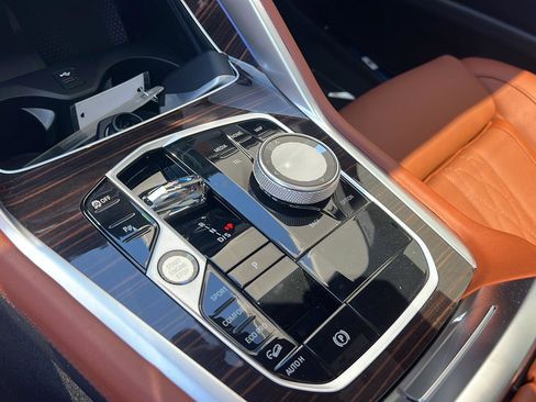 New 2026 BMW X6 xDrive40i w/ Executive Package AWD/4WD image 29