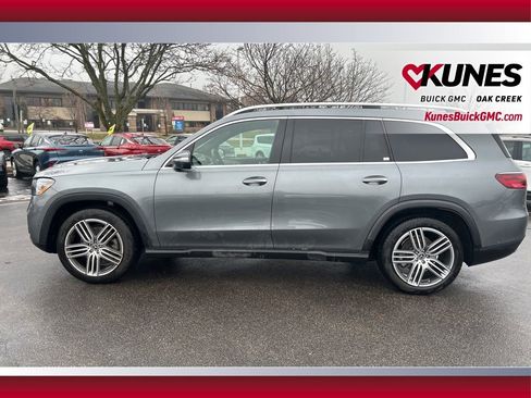 Used 2025 Mercedes-Benz GLS 450 4MATIC image 7