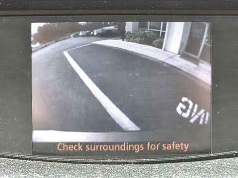 Used 2012 Toyota Venza XLE image 21