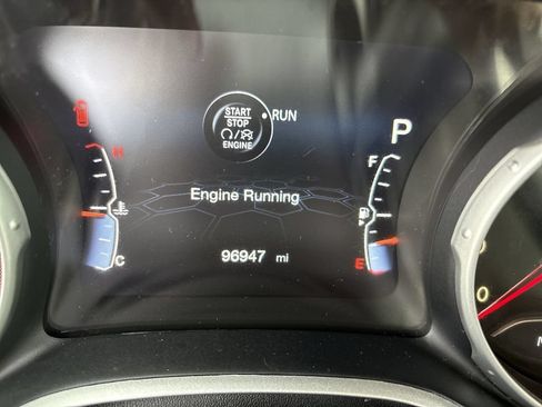 Used 2018 Jeep Compass Latitude w/ Popular Equipment Group FWD image 12